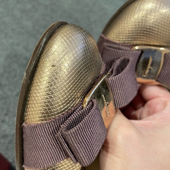 Authentic Ferragamo Varina ballet flat with original box and shoe bag size 6.5 - Picture 8 of 9